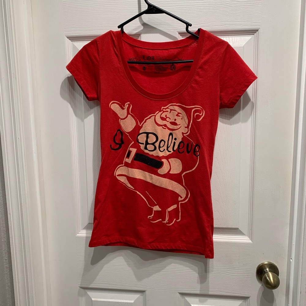 Holiday short sleeve tee